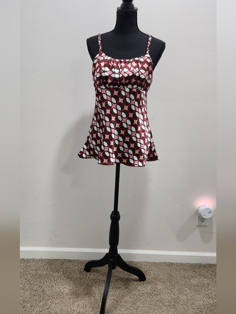 Bwear Burgundy and White Geometric Satin Tank Top